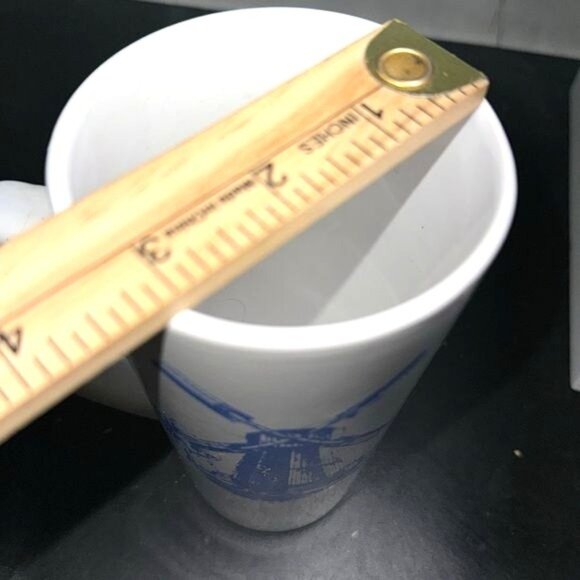 Set Of 2 Mark & Place White Ceramic Mugs With Blue Windmill Design 18 Oz Dishwas - Picture 5 of 5